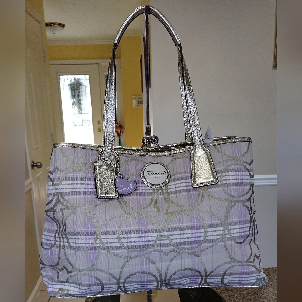NWT COACH Signature Beige Striped Tartan Plaid Carryall Bag